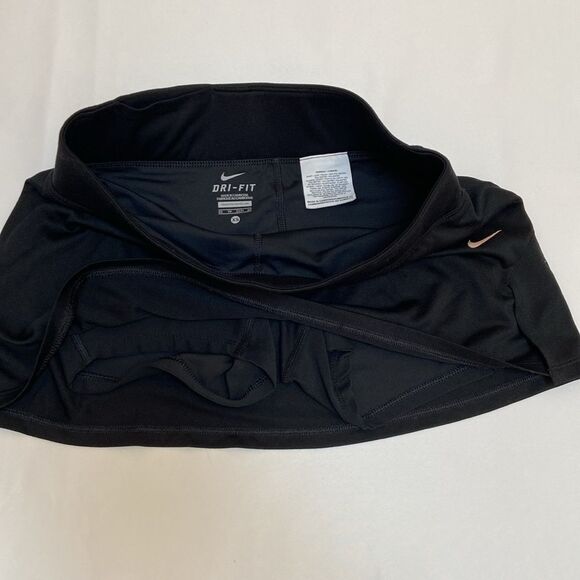 Nike Black Skirt with Pink Logo - Picture 4 of 8